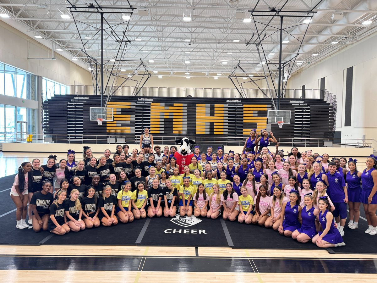 What better way to start off the summer than with a pep rally? The talented cheerleaders of EMS ISD are holding a family showcase to display their skills and send everyone into the break pumped up for summer sports! Join us at EMHS TOMORROW for tons of fun!
Doors open 11:15 AM!