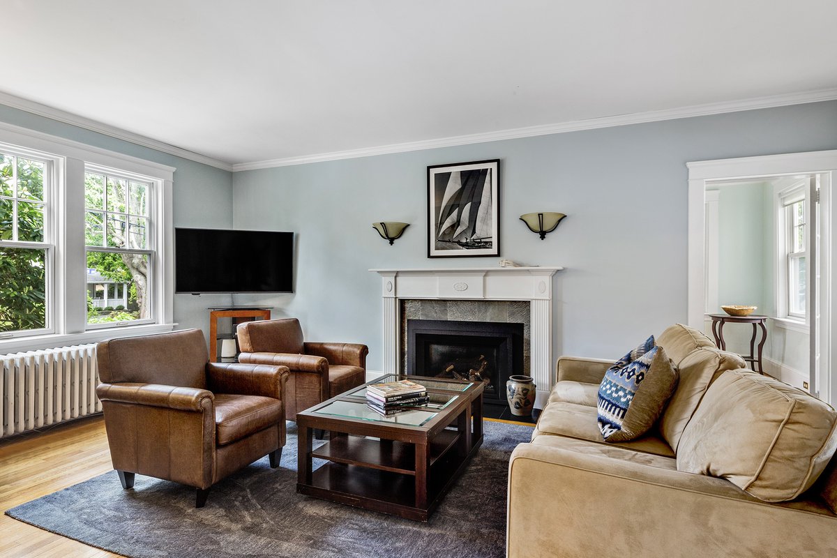 Top of the Hill Victorian | This stately 1920s center hall Colonial sits proudly on a sunny corner lot, offering exceptional light.

27 Cranston Avenue | Newport, RI
5 Beds | 3.5 Baths | 2,444 Sq Ft.
$1,695,000 | Michelle Drum &amp; Sara DeCosta Hayes
bit.ly/3HcfJdE