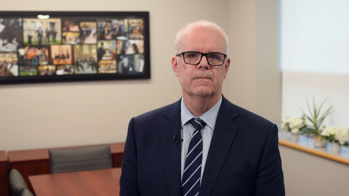 In this month’s Principal’s Vlog, Principal Pat Daly offers a glimpse into the future of SMCS.
Check out the video:
buff.ly/2DvDdpM 
#bethegood #teachmeGDK