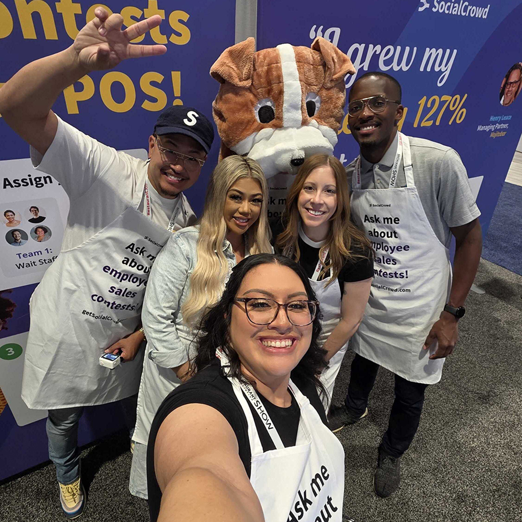 SocialCrowd tweet media