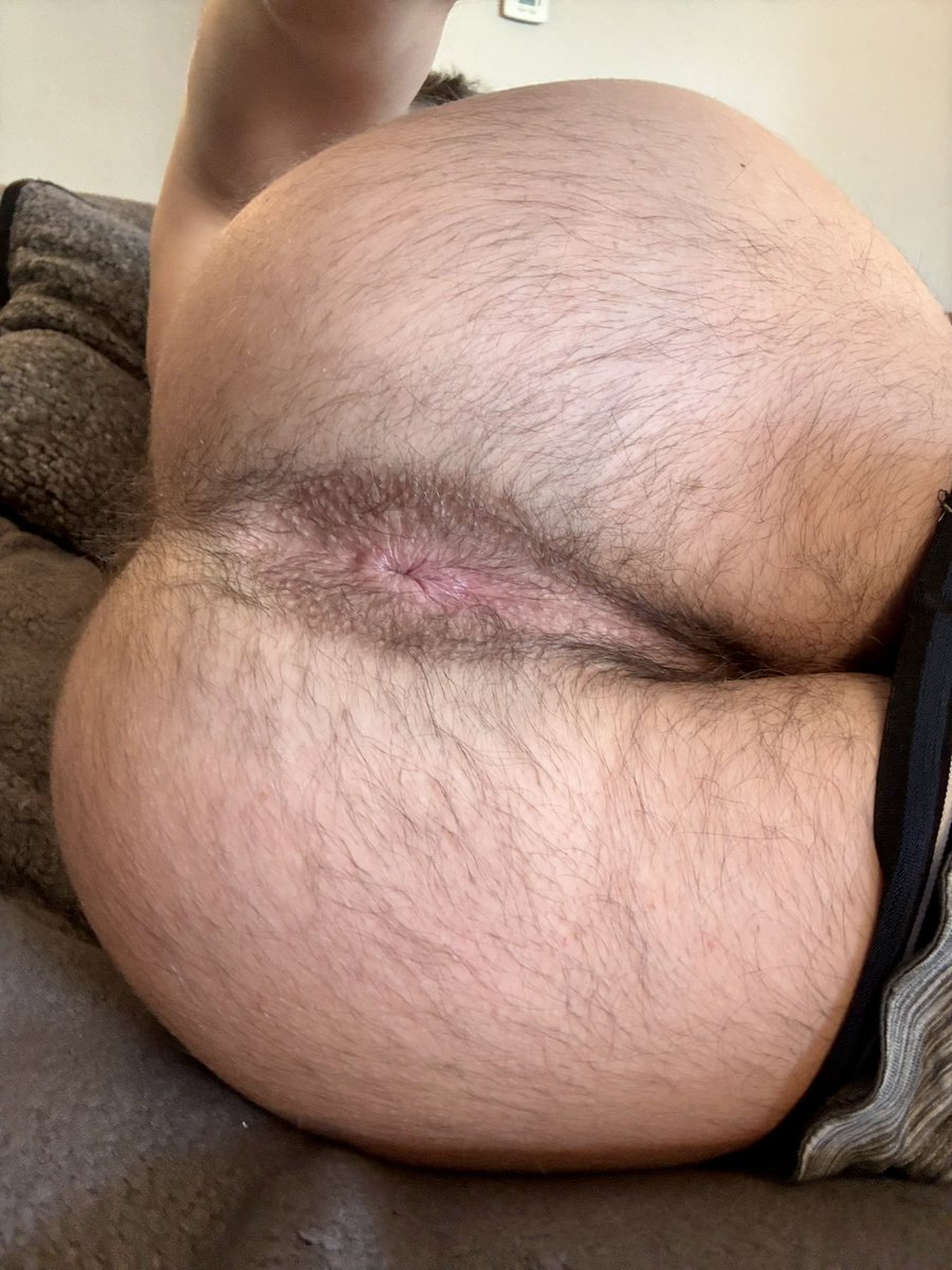 maxishorny99's tweet photo. Bro my butt hair’s growing out again 😵‍💫 https://t.co/4L2cS2Z8yb