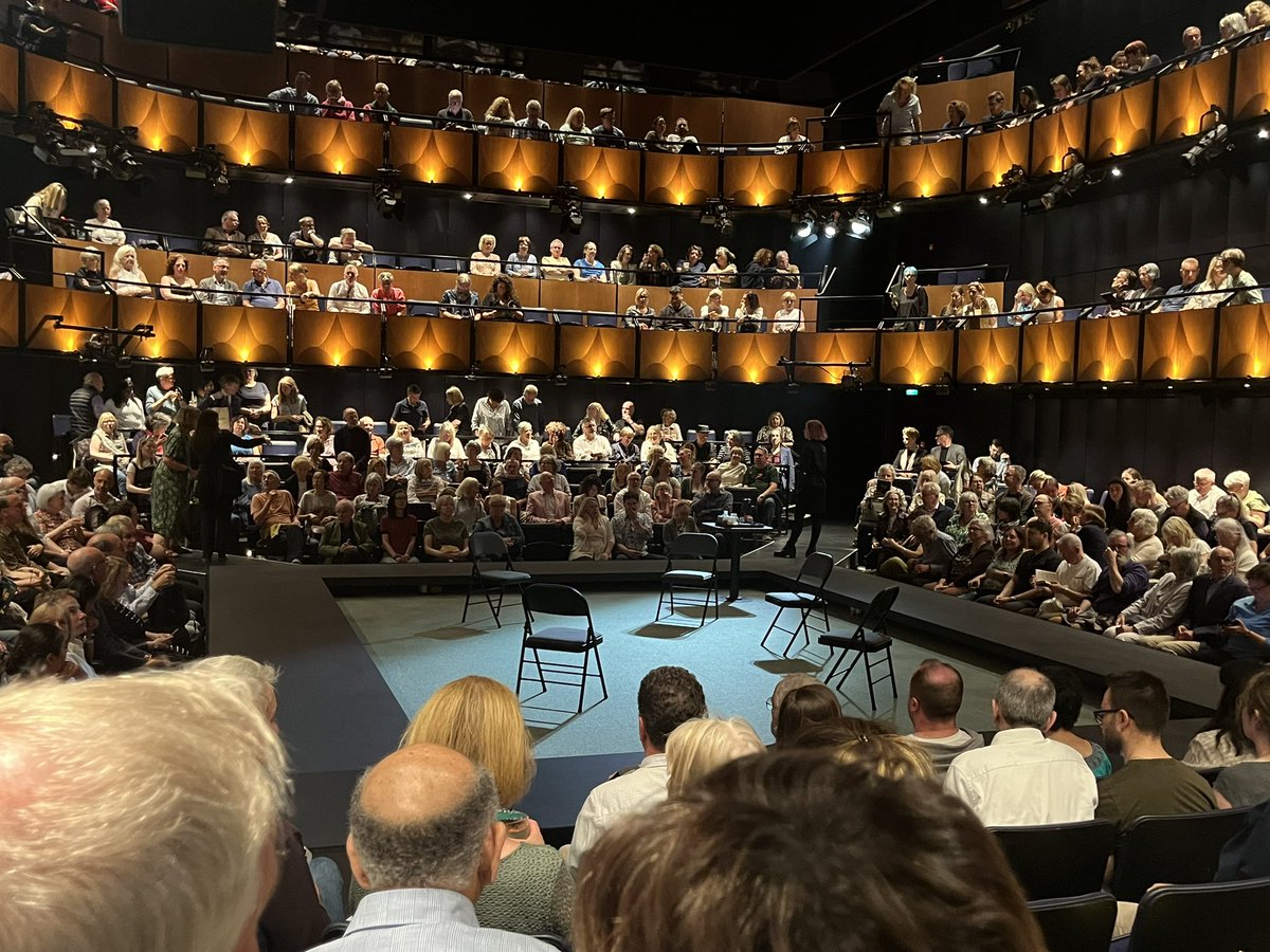 flippper1's tweet image. Managed to get a ticket for the sold out #TheFifthStep at @sohoplacelondon.
Just two actors (Martin Freeman &amp;amp; Jack Lowden), 90mins straight, so good! 👏 🎭