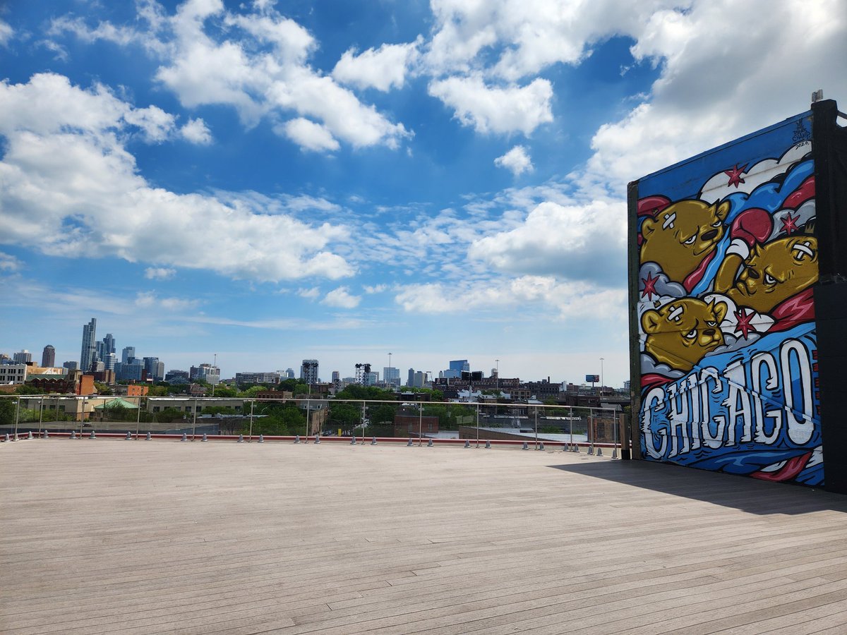 XRPTsurnami's tweet image. Peace out Chicago! ✌️

Tons of photos to come when I get back to SC, but yall have to come experience the city! 🏙

Also, safe travels for everyone heading to #XRPLV 💛 $XRP