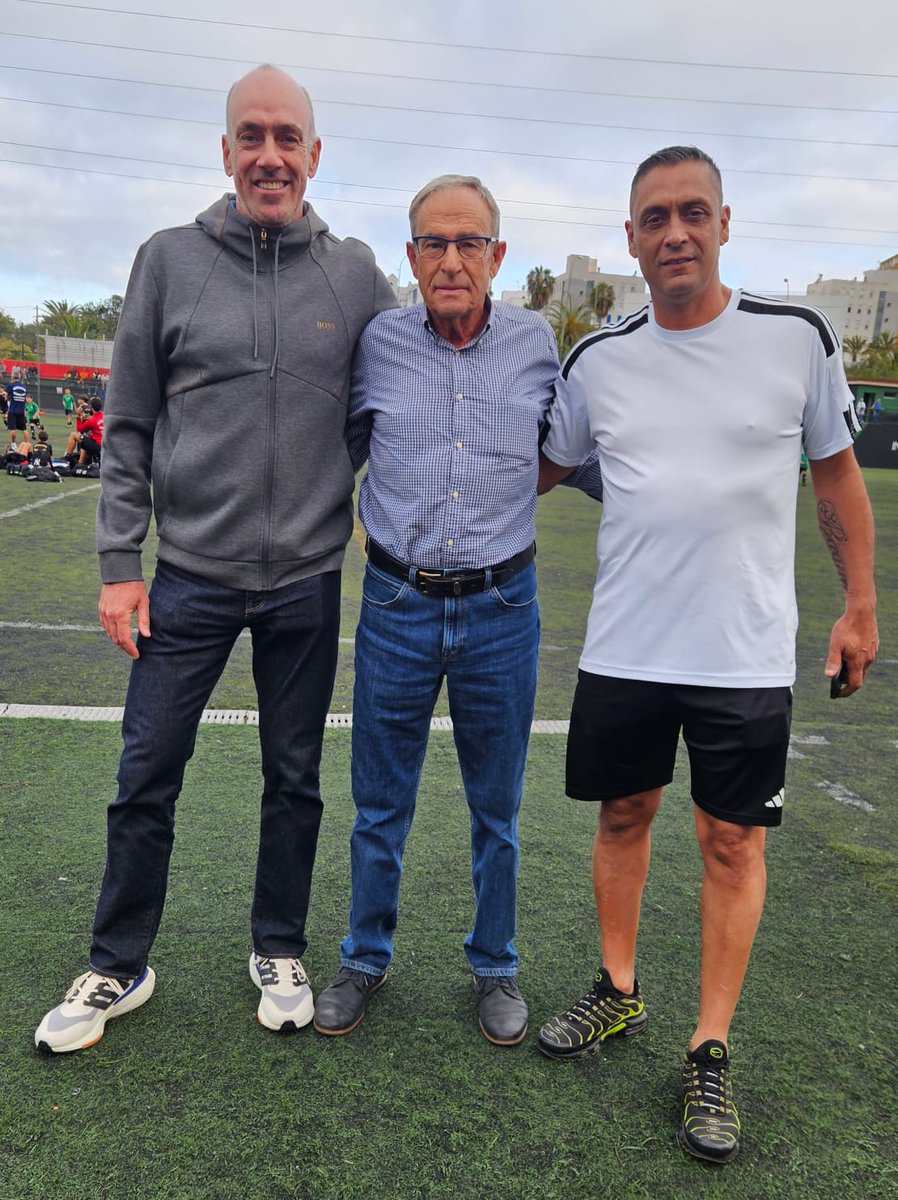 Federación de Fútbol de Las Palmas (@fflaspalmas) on Twitter photo 📸 | El vicepresidente <a href="/ReinaldoMontes8/">Reinaldo Montesdeoca</a> presente en el partido de la Fase de Ascenso a Primera Regional entre <a href="/Interdelpilarcf/">Inter del pilar cf</a> y <a href="/EstrellaCF/">Estrella C.F.</a>
#FútbolCanario 📸 | El vicepresidente <a href="/ReinaldoMontes8/">Reinaldo Montesdeoca</a> presente en el partido de la Fase de Ascenso a Primera Regional entre <a href="/Interdelpilarcf/">Inter del pilar cf</a> y <a href="/EstrellaCF/">Estrella C.F.</a>
#FútbolCanario