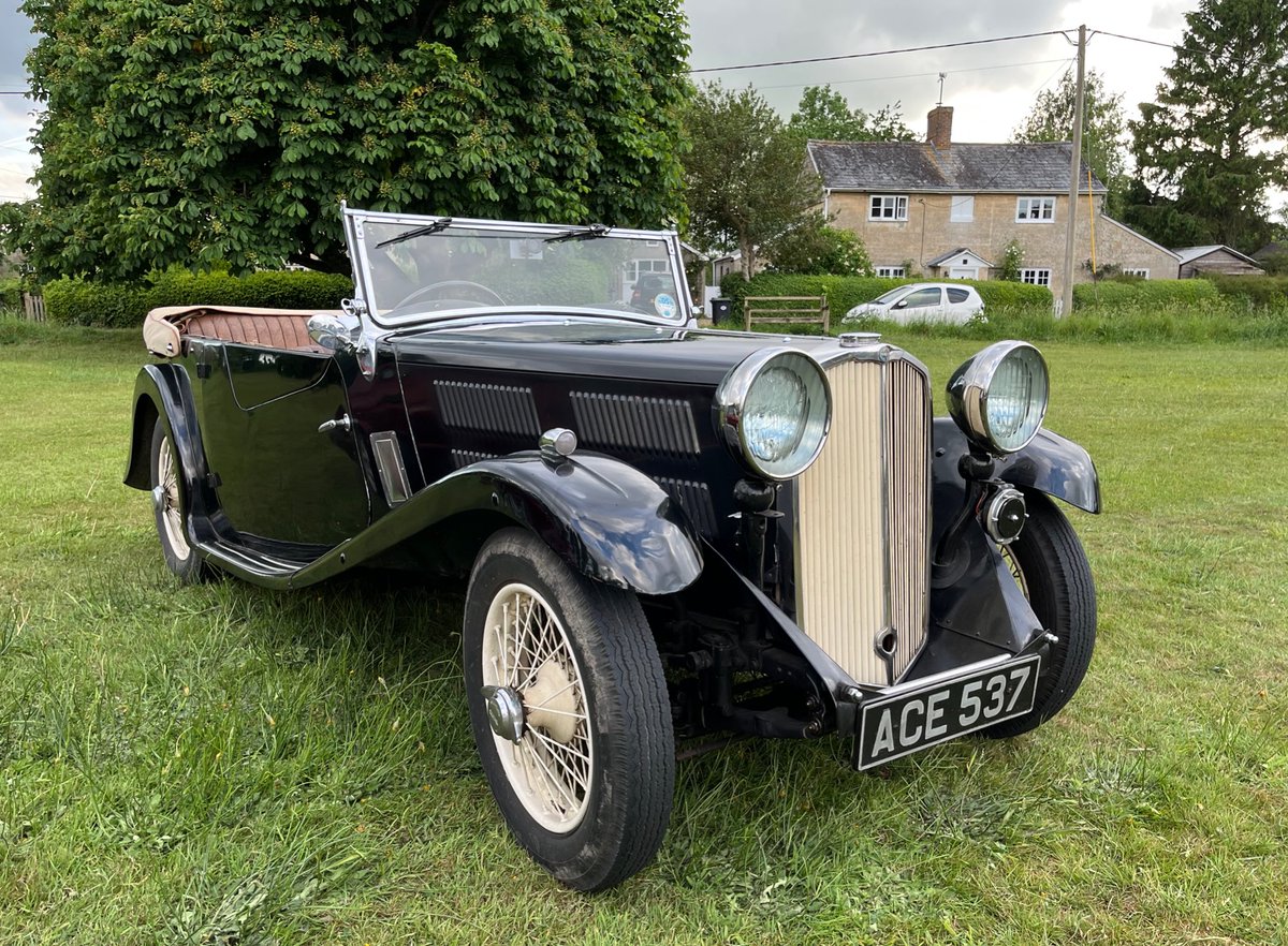 judith_sheen's tweet photo. More from #Wilcot Claasics on the Green
#ClassicCars https://t.co/r96ui0asr7