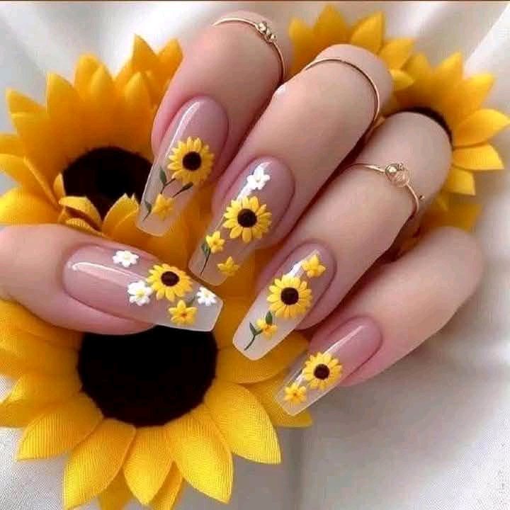 Girasol43692144's tweet photo. "Cuando te dicen regalame un arreglo de uñas"
Automáticamente Yo.👇
#MásAmorParaVivirEnPaz 
#LatidoIzquierdo 
@LiuvasPerez 
@Gissy_Zurda 
@Anita_Zurda 
@duniaescobar72 https://t.co/lsAgKTktP5