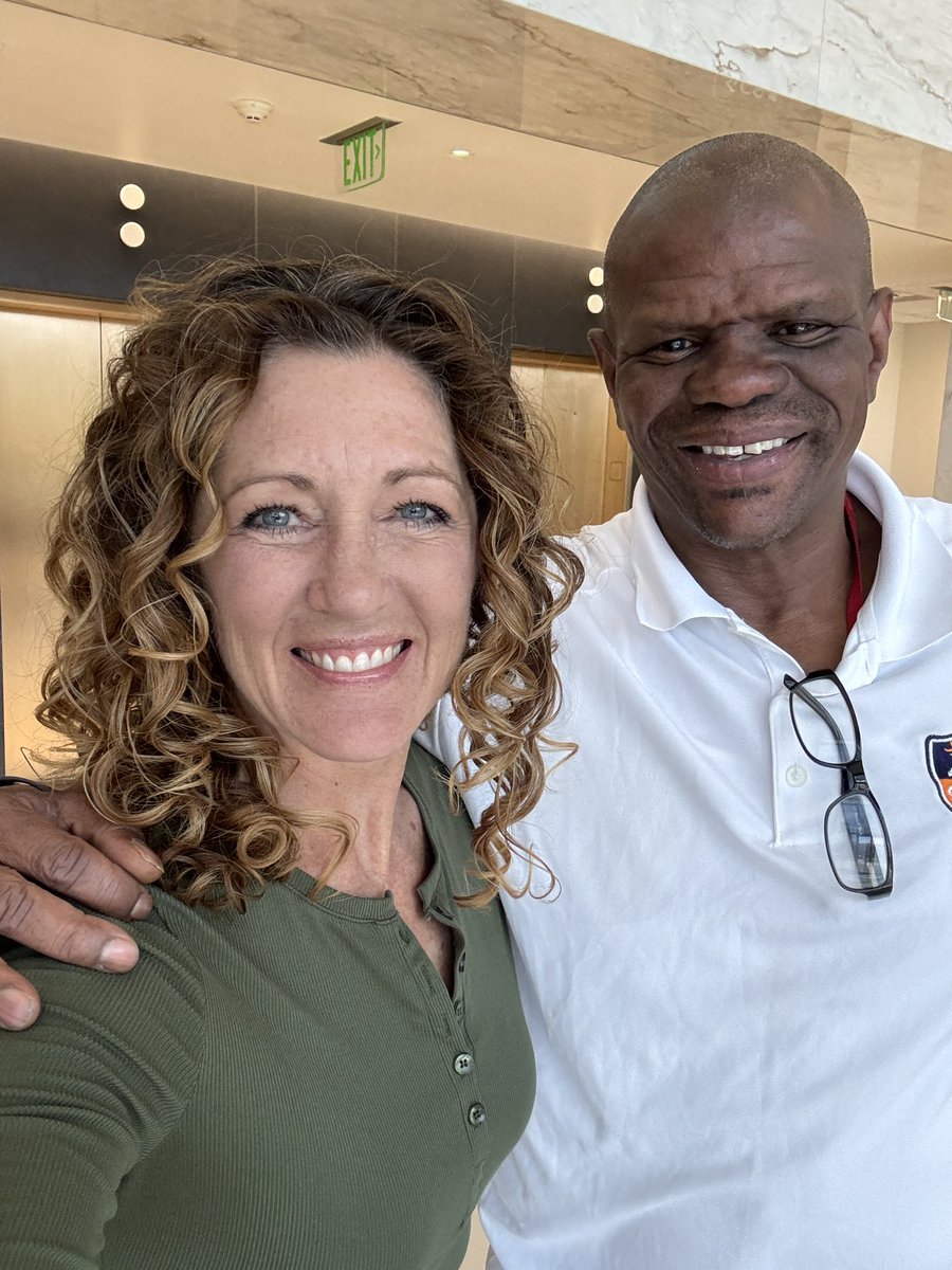 Tyrone Braxton is the epitome the <a href="/CTFRPodcast/">Cut Traded Fired Retired Podcast</a>: battling the lows and rising up:
2 Super Bowls losses✅
2 Super Bowl victories✅
Substance abuse✅
Arrested✅
College degree✅
Masters✅
PhD✅
His turnaround is fascinating. Listen to Chicken’s episode now! linktr.ee/ctfrpodcast