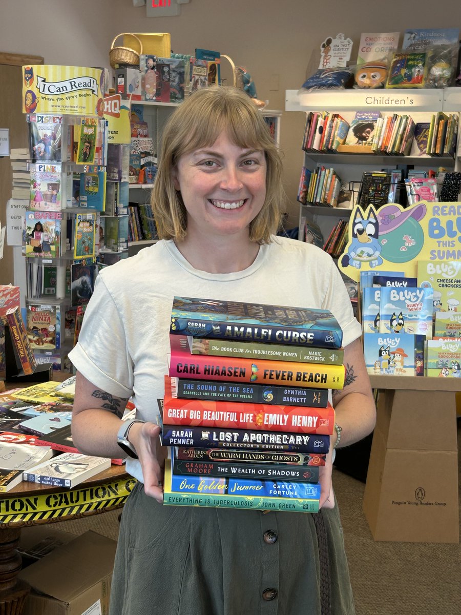 bookmarkbeach's tweet image. There are a lot of staff favorites in May's Bestsellers! Which of these did you read last month?