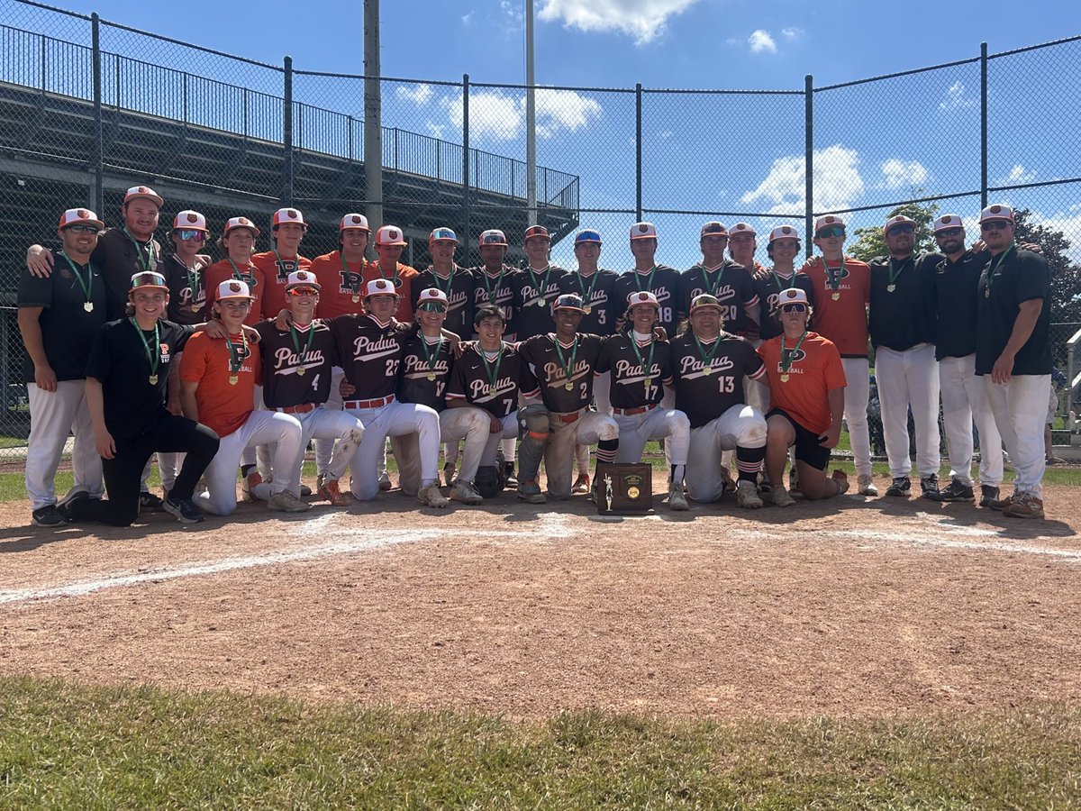 For back to back years, the Padua Bruins are District Champions! The boys with a huge 6-4 come from behind win over the Gilmour Lancers. The Bruins will now play in The Regional Semi- Final next Wednesday at 2:00. Go Bruins!