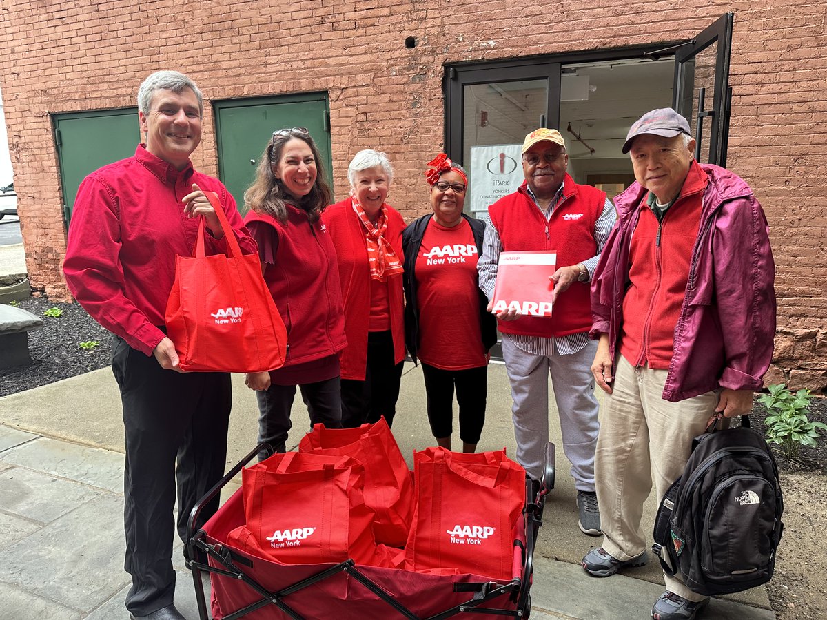 aarpny (@aarpny) on Twitter photo 7,400 letters from #AARPNY members & other NYers were dropped off today at district offices of Assembly Speaker Heastie and <a href="/AndreaSCousins/">Sen. Stewart-Cousins</a>, urging them to support legislation that would protect older adults from the growing financial exploitation crisis states.aarp.org/new-york/lette… 7,400 letters from #AARPNY members & other NYers were dropped off today at district offices of Assembly Speaker Heastie and <a href="/AndreaSCousins/">Sen. Stewart-Cousins</a>, urging them to support legislation that would protect older adults from the growing financial exploitation crisis states.aarp.org/new-york/lette…