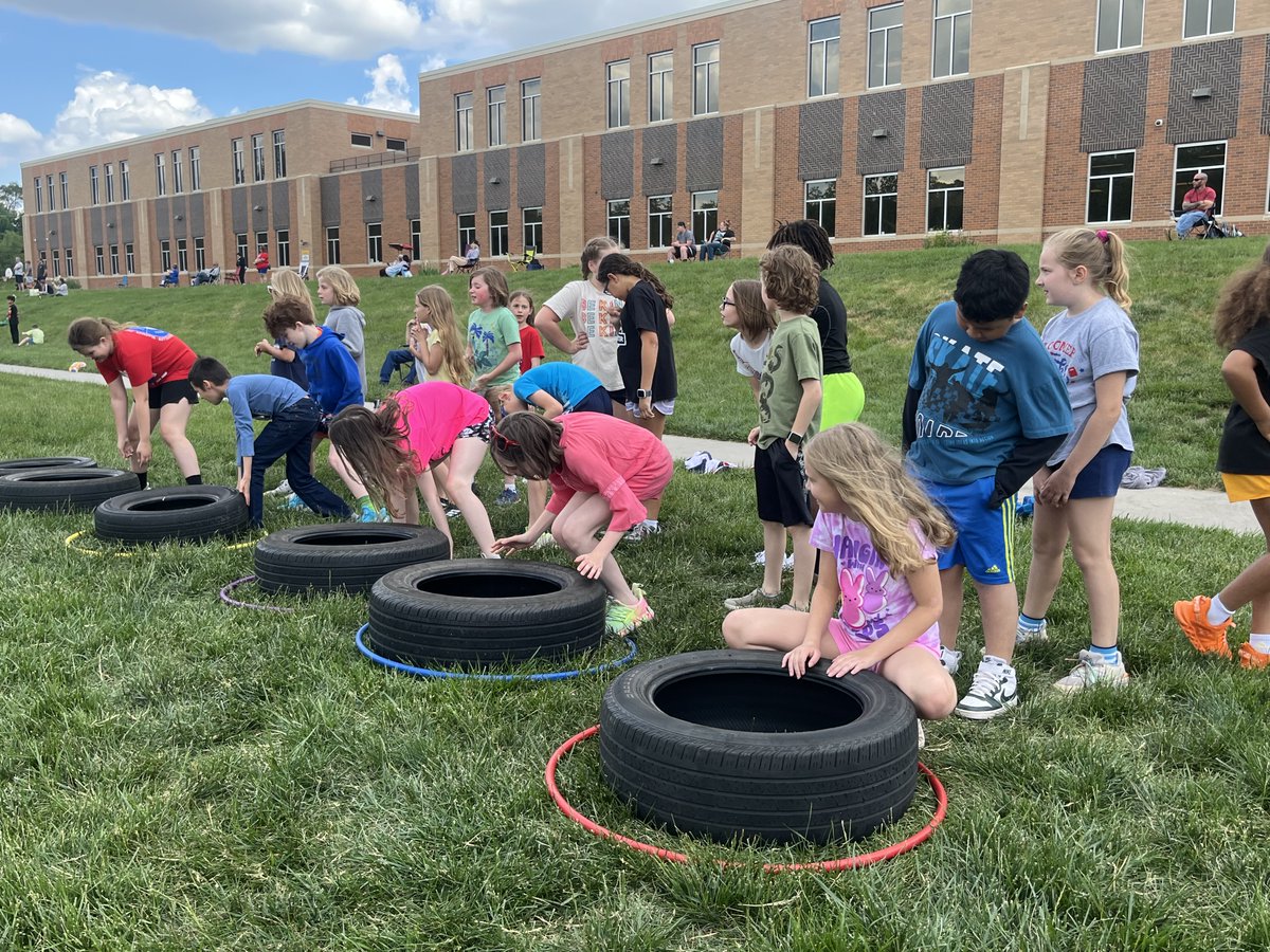 Our students got very wet, covered in foam bubbles, and had so much fun today. We owe big thanks to Mr. Petersen for an amazing field day! Thanks also goes to CV Connections and all of the volunteers!