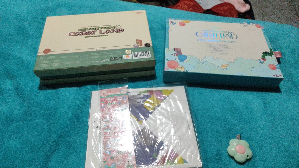 thaismrs's tweet image. Feedback mais do que positivo para a @DKhaocollector