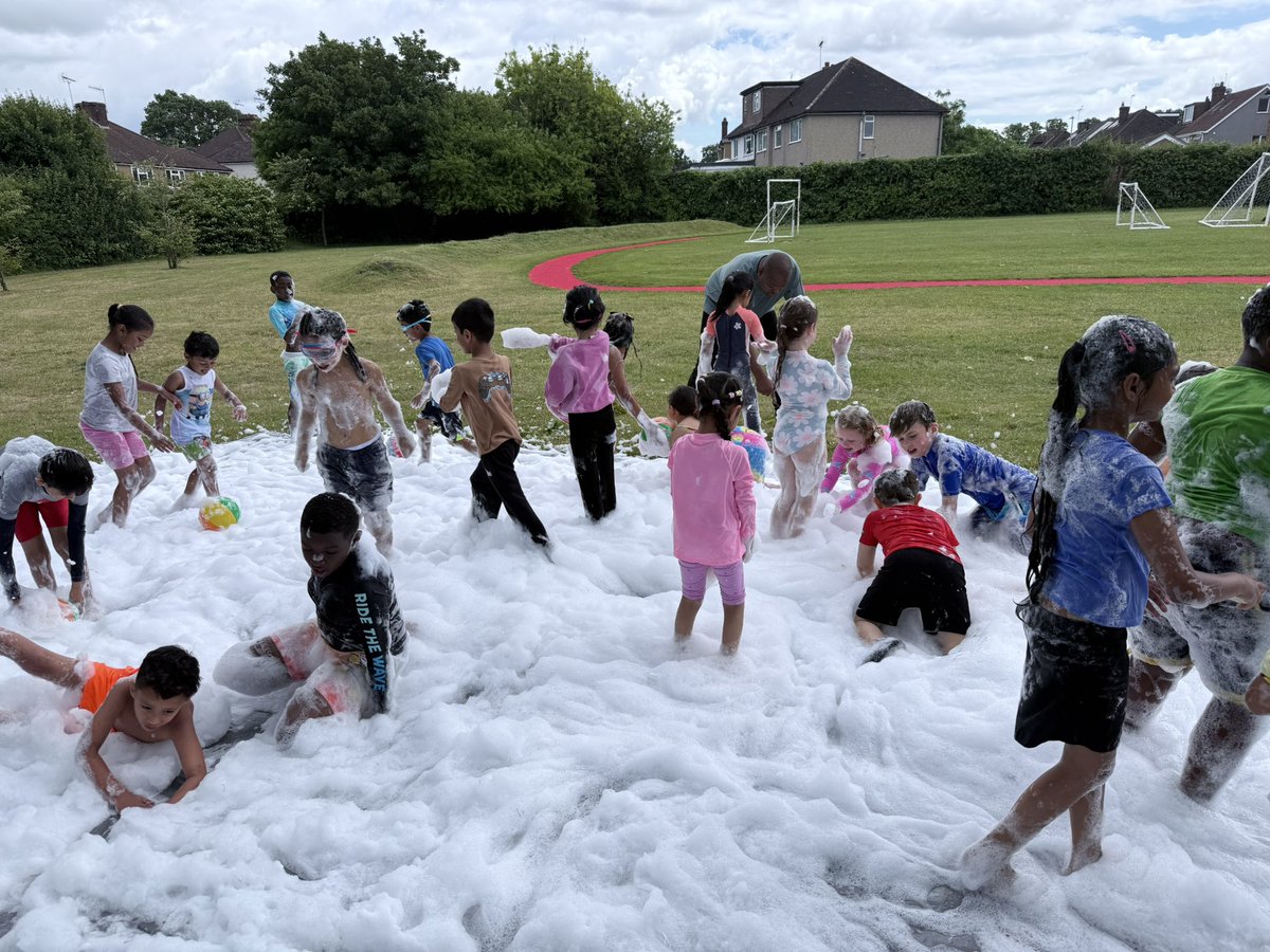 Bites and Bubbles tweet media