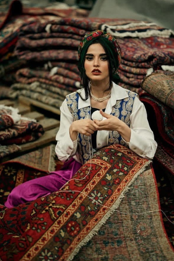 menavisualss's tweet image. Persian Carpet, Iran 🇮🇷

by Avishan Anaraki