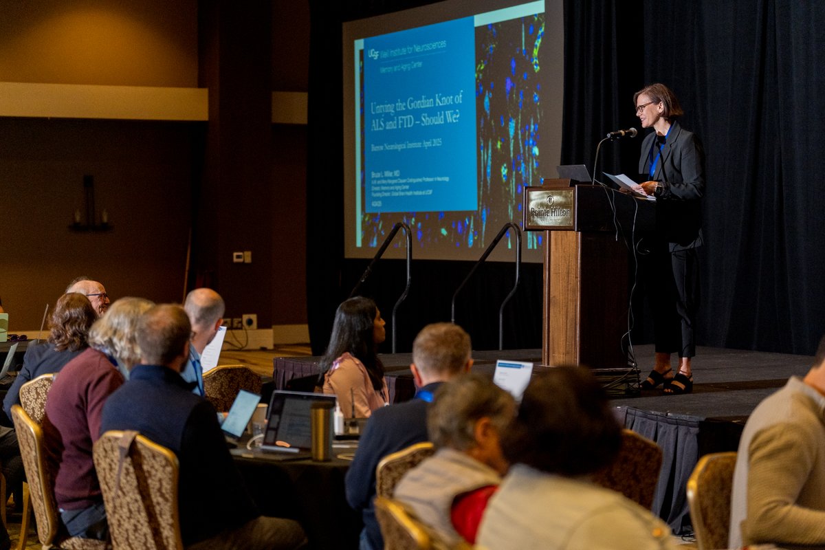BarrowNeuro's tweet image. The 2nd C9orf72 FTD/ALS Summit drew 80+ scientists, clinicians, &amp;amp; stakeholders to advance our understanding of #C9orf72-associated #neurodegeneration. The 3-day summit reinforced the urgent need for #translationalresearch &amp;amp; cross-disciplinary collaboration to combat #ALS &amp;amp; #FTD.