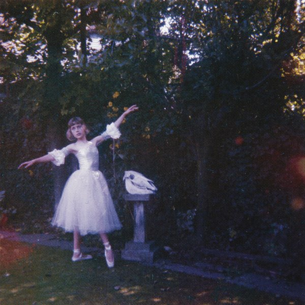 RinconMusical21's tweet photo. | First Listen |

Album: Visions Of A Life - Wolf Alice 

Opinion: Cool 🟡

Rating: 7/10 

Surprise: Visions Of A Life

Favourite Song: Heavenward 

Fact: They certainly do music. And it helps you levitate, doesn’t it? Kind of excited for the upcoming album. https://t.co/X7IwD3lhZW