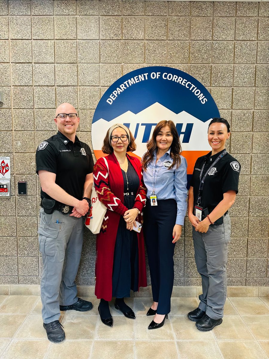 UtahCorrections's tweet image. International collaboration in action! 🌍

Mongolian delegates visiting Fortitude Treatment Center to discuss solutions and compare approaches. 🙌

#CrimeSolutions #GlobalPartnership #UDC #UtahCorrections #Corrections
