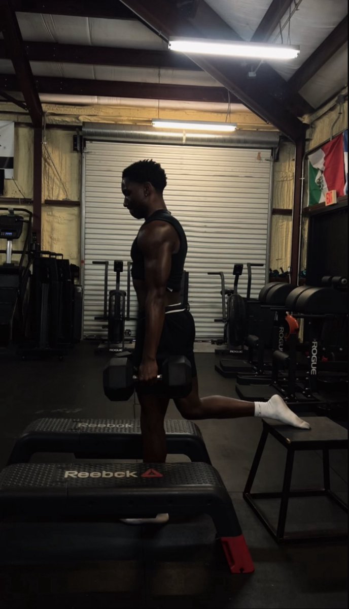 Antwaun Thomas (@antwaundthomas) on Twitter photo Improving day by day. We working
#TPW #RecruitTheBrook
<a href="/NHSFBRecruiting/">NHS Raiders Football Recruiting</a> <a href="/NHS_Raiders1/">Northbrook Football</a> <a href="/CoachChapa53/">Coach Chapa</a> <a href="/sbisdathletics/">Spring Branch ISD Athletics</a> Improving day by day. We working
#TPW #RecruitTheBrook
<a href="/NHSFBRecruiting/">NHS Raiders Football Recruiting</a> <a href="/NHS_Raiders1/">Northbrook Football</a> <a href="/CoachChapa53/">Coach Chapa</a> <a href="/sbisdathletics/">Spring Branch ISD Athletics</a>
