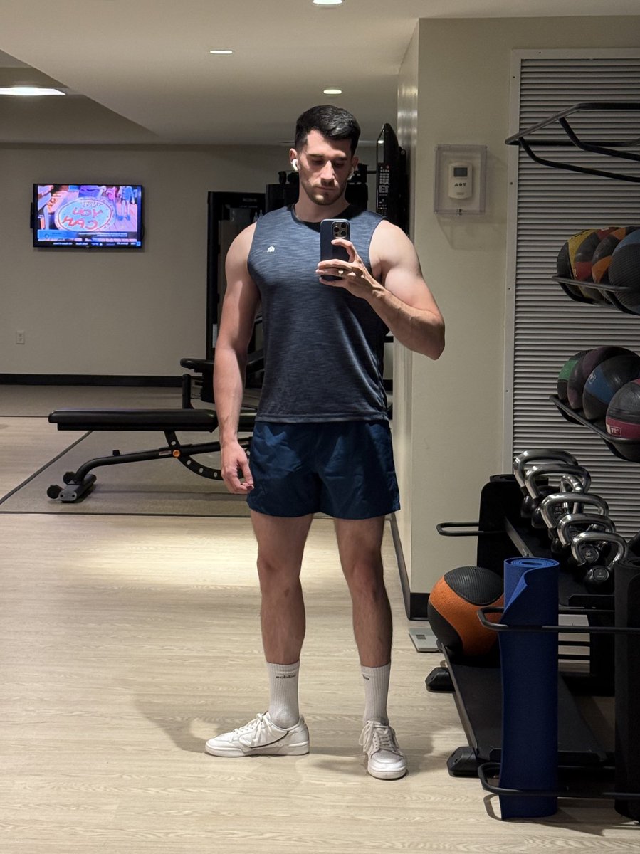 Agustín tweet media