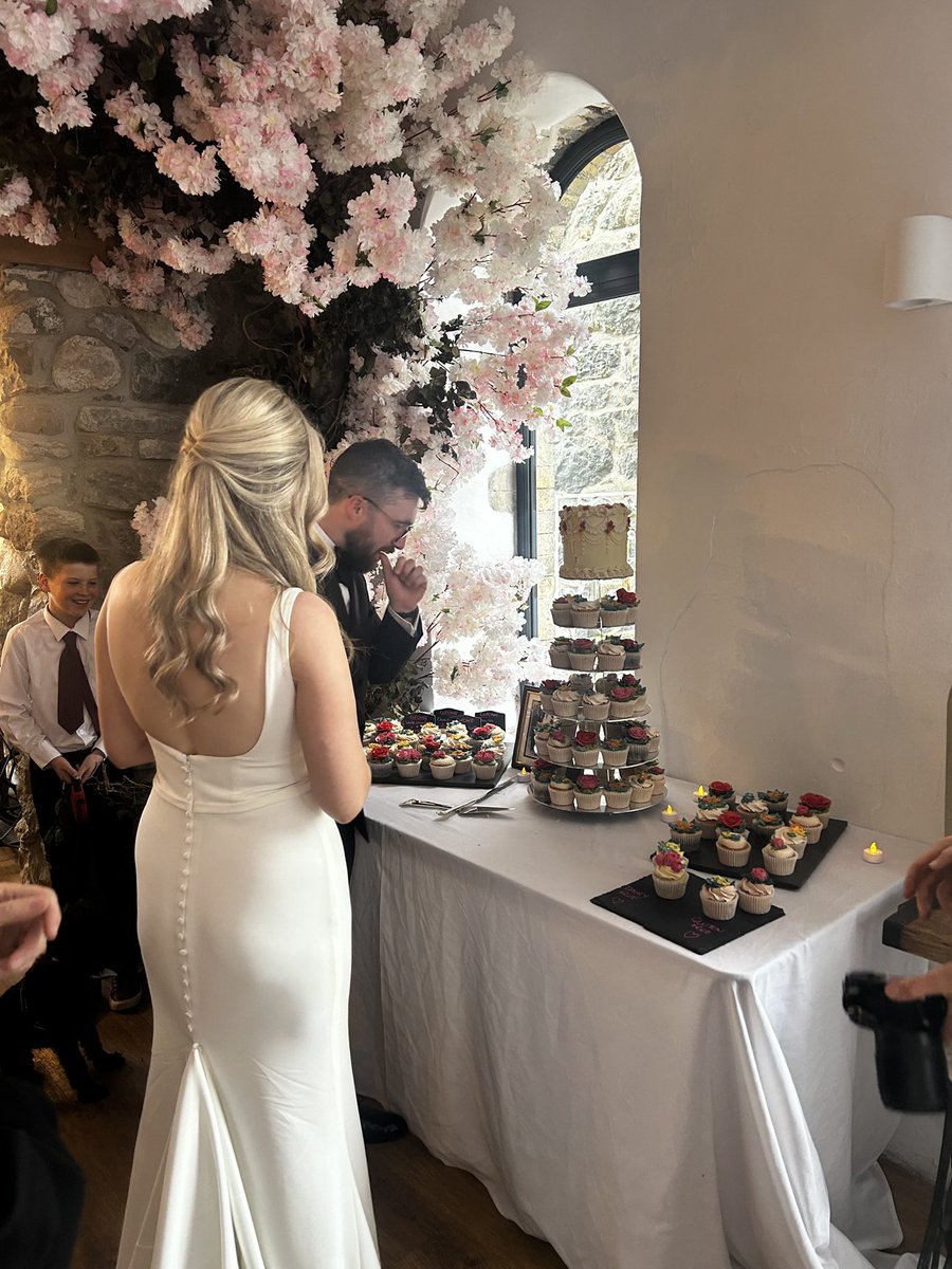Wedi cael amser gwych ym mhriodas Miriam &amp; Fred. 

Have had a lovely time at Miriam and Fred’s wedding. 

Congratulations and blessings to Mr &amp; Mrs T and croeso i’r teulu Fred! 

#MamBalch #ProudMam