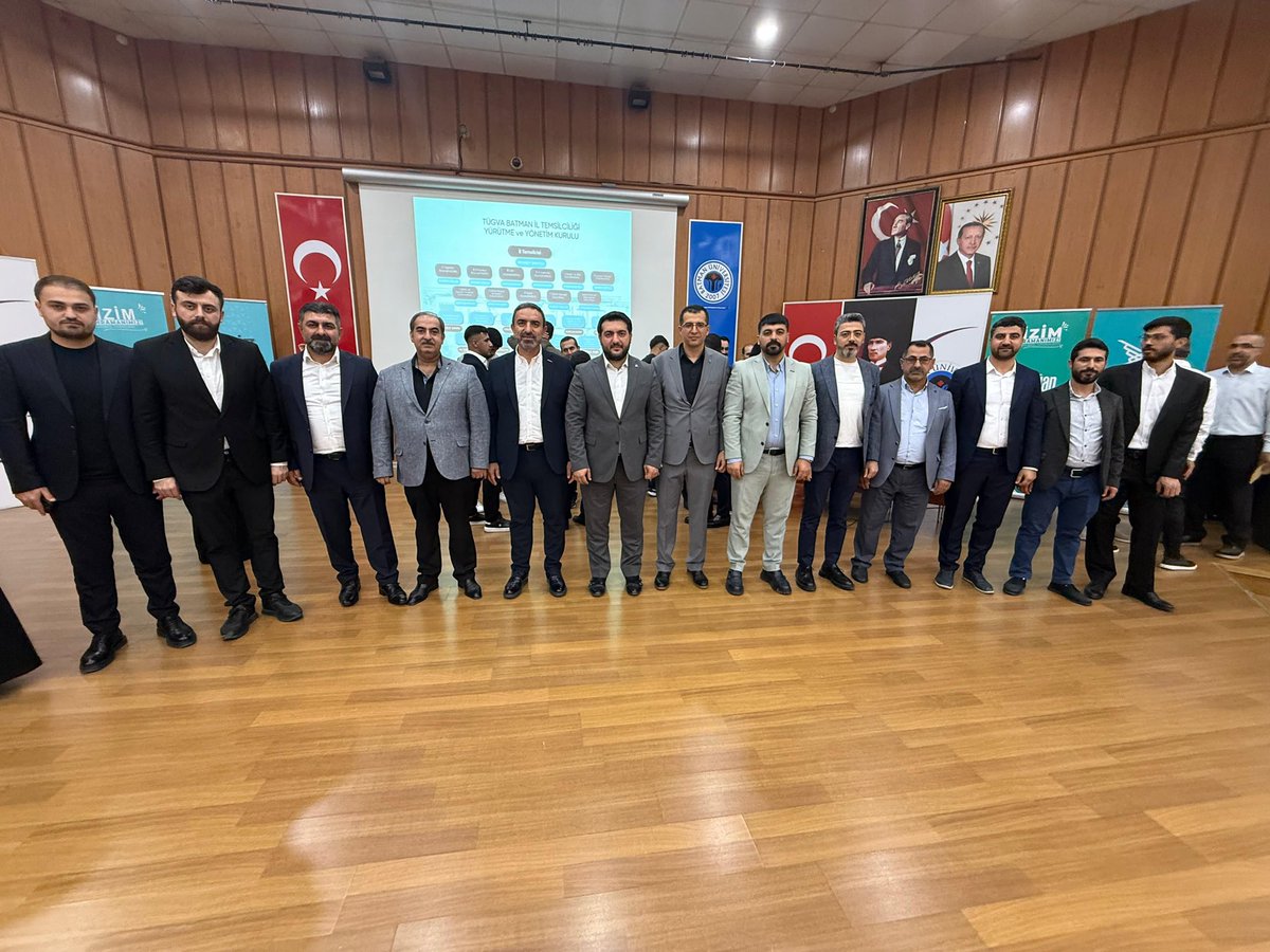 askonbatman's tweet photo. Şube başkanımız @selmannasiroglu @tugvabatman 5. Olağan Genel Kuruluna katıldı,yeniden il temsilciliğine seçilen @MehmetOnutcu ve ekibine başarılar dileriz. https://t.co/F6pczGGpiG