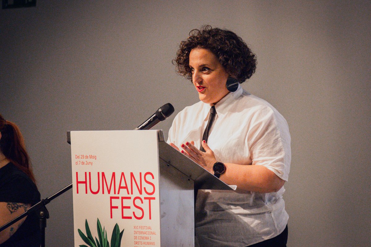 Humans Fest (@humansfest) on Twitter photo #HumansFest2025 oficialment inaugurat!
🏆 Premi Pau i Justícia per a <a href="/HernanZin/">Hernán Zin</a>
🎬 Estrena del documental de l'equip "Les veus de la DANA" dirigit per Víctor Suárez
✨ Assistència de referents com Rosa María Calaf
❤️ Gràcies a tothom per estar-hi!
⛓️fundacionporlajusticia.org/humansfest/pro… #HumansFest2025 oficialment inaugurat!
🏆 Premi Pau i Justícia per a <a href="/HernanZin/">Hernán Zin</a>
🎬 Estrena del documental de l'equip "Les veus de la DANA" dirigit per Víctor Suárez
✨ Assistència de referents com Rosa María Calaf
❤️ Gràcies a tothom per estar-hi!
⛓️fundacionporlajusticia.org/humansfest/pro…