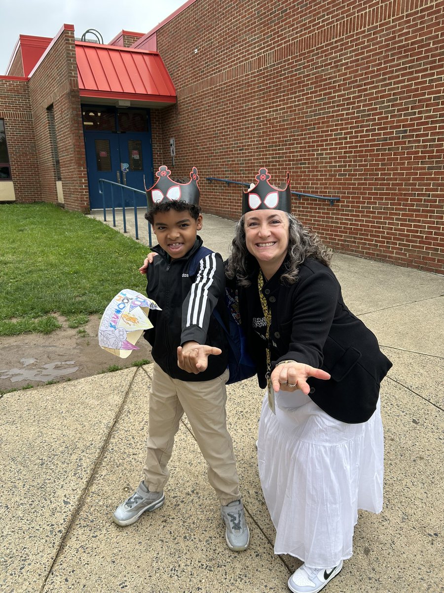 Elizabeth Baxter tweet media