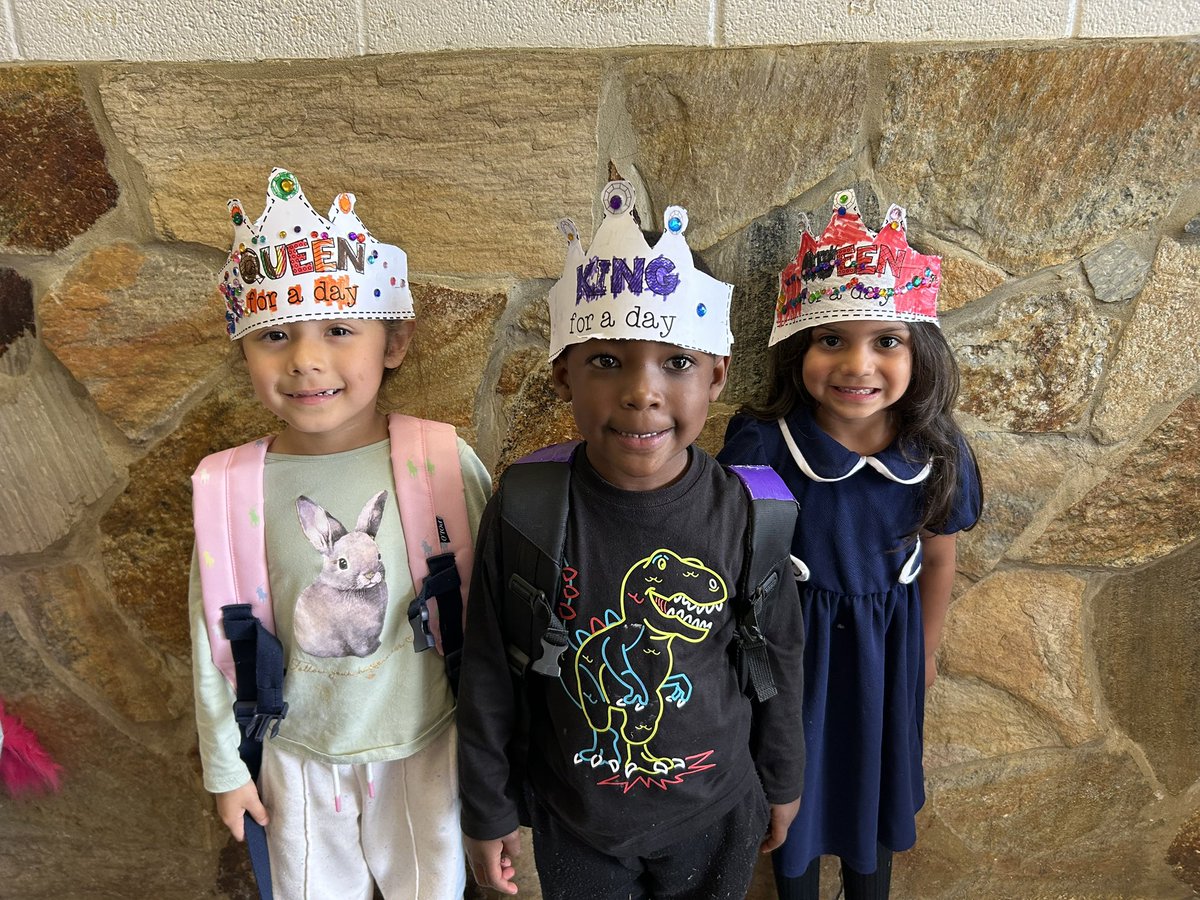 Elizabeth Baxter tweet media