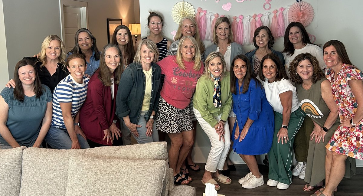 And that’s a wrap on a great 2024-2025 school year with Blue Valley Parents as Teachers! We are grateful to work with amazing families in PAT, Next Steps &amp; PTA! 🙌🫶