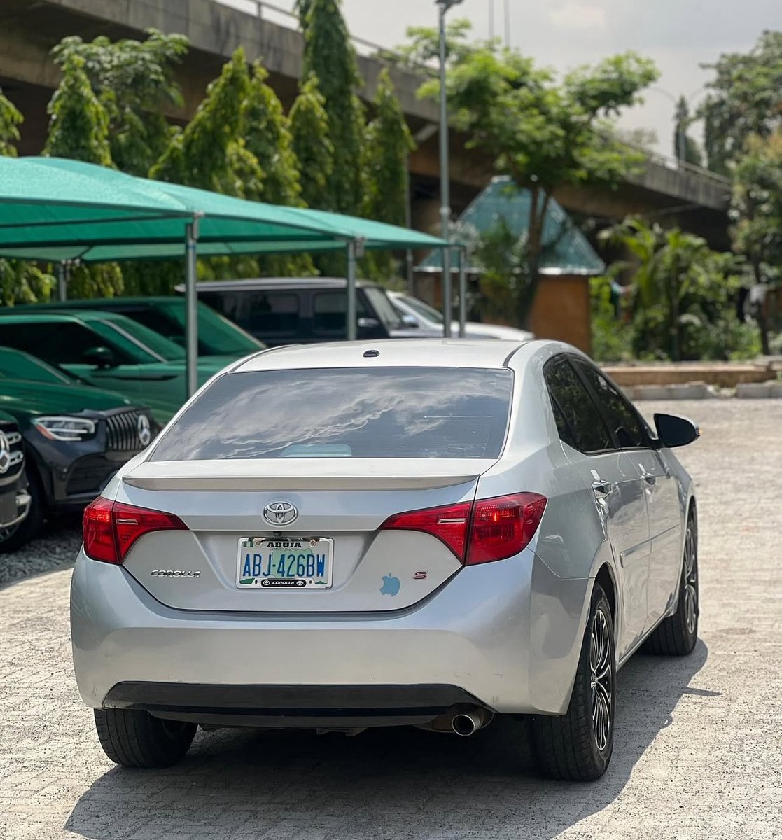 PLEASE KINDLY REPOST IT COMES HIGHLY APPRECIATED 🙏🏽🙏🏽🙏🏽

NEATLY USED TOYOTA COROLLA SE 
2014 MODERL UPGRADED TO 2017 
WITH ORIGINAL CUSTOM DUTY 
PRICE ||₦12,600,000. 
📍ABUJA
📱07049824292
