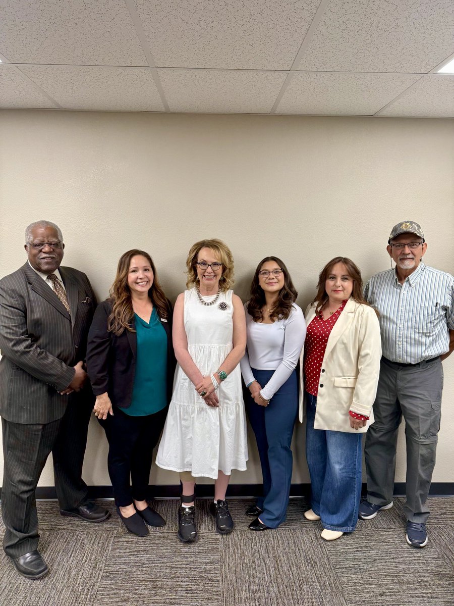 Gabrielle Giffords (@gabbygiffords) on Twitter photo The Trump administration is weakening public safety and putting Southern Arizona at risk—but we’re fighting back.
My friend <a href="/AdelitaForAZ/">Adelita Grijalva</a> is running for Congress to build a future where all Tucsonans are safe from gun violence. I was proud to join her and local gun safety The Trump administration is weakening public safety and putting Southern Arizona at risk—but we’re fighting back.
My friend <a href="/AdelitaForAZ/">Adelita Grijalva</a> is running for Congress to build a future where all Tucsonans are safe from gun violence. I was proud to join her and local gun safety