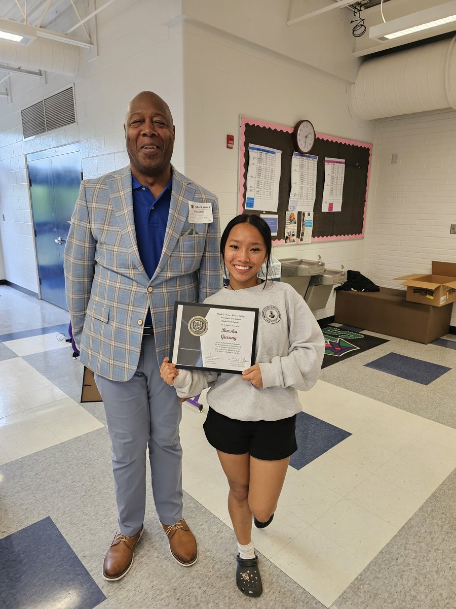 Dr. Nicole M. Fields (@drfields2020) on Twitter photo Congratulations 🎊 Barsha for earning the <a href="/SCKY_1879/">Simmons College of Kentucky</a> President's Award and maintaining her 3.9 GPA for dual credit in both the Fall and Spring semester! <a href="/STEAM_GEMS/">Grace M. James Academy of Excellence</a> #LimitlessPossibilities #BeBold #BeDriven #BeYou #CrownsUp Congratulations 🎊 Barsha for earning the <a href="/SCKY_1879/">Simmons College of Kentucky</a> President's Award and maintaining her 3.9 GPA for dual credit in both the Fall and Spring semester! <a href="/STEAM_GEMS/">Grace M. James Academy of Excellence</a> #LimitlessPossibilities #BeBold #BeDriven #BeYou #CrownsUp