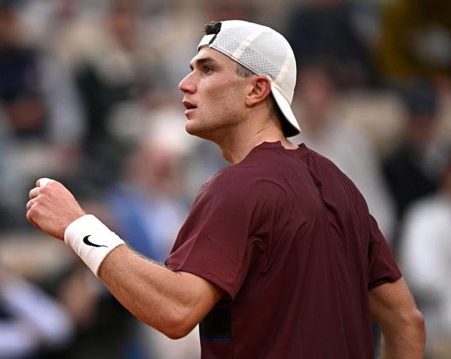 João Fonseca and Jack Draper will face each other next at Roland Garros. 

Blockbuster match… whatever your plans are… cancel them. 

Who wins?

🇧🇷🇬🇧