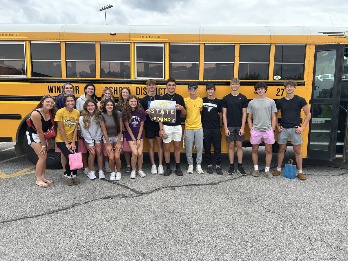 What an AMAZING sendoff Windsor!  Thank you to our parents, drumline, Hootie, our admin, summer school students and teachers and of course all of our IC fans!!!!  #Statebound