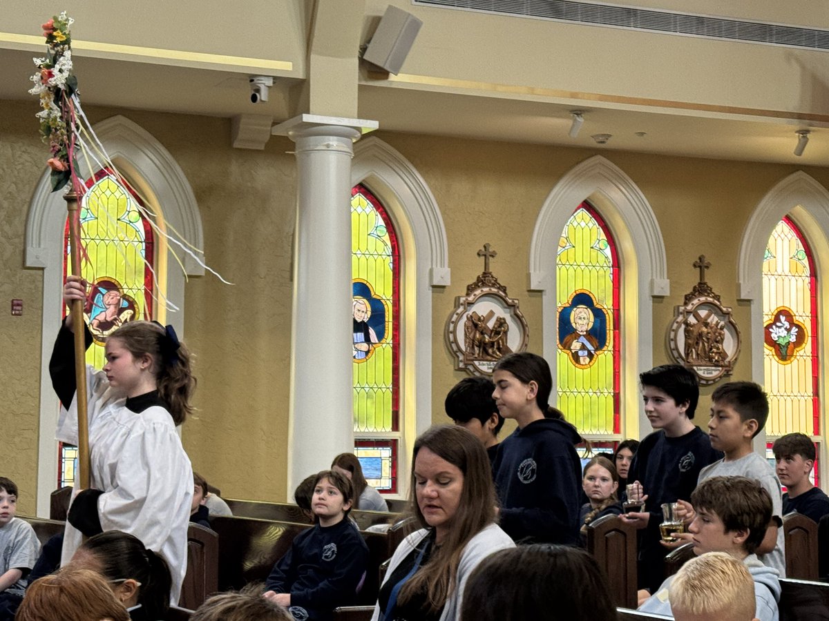 Our Lady Queen of Apostles School tweet media