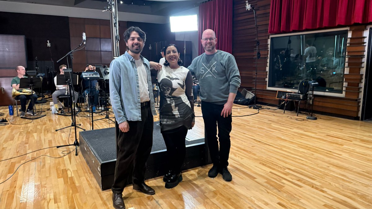 We're recording the orchestra again today, this time with the brass section!

Here's another peek at <a href="/mattchalmusic/">Matthew Chalmers</a>, <a href="/rebbford/">rebb ford</a>, Lead Sound Designer Erich Preston, and the crew hard at work cooking up something extra special for #TennoCon.