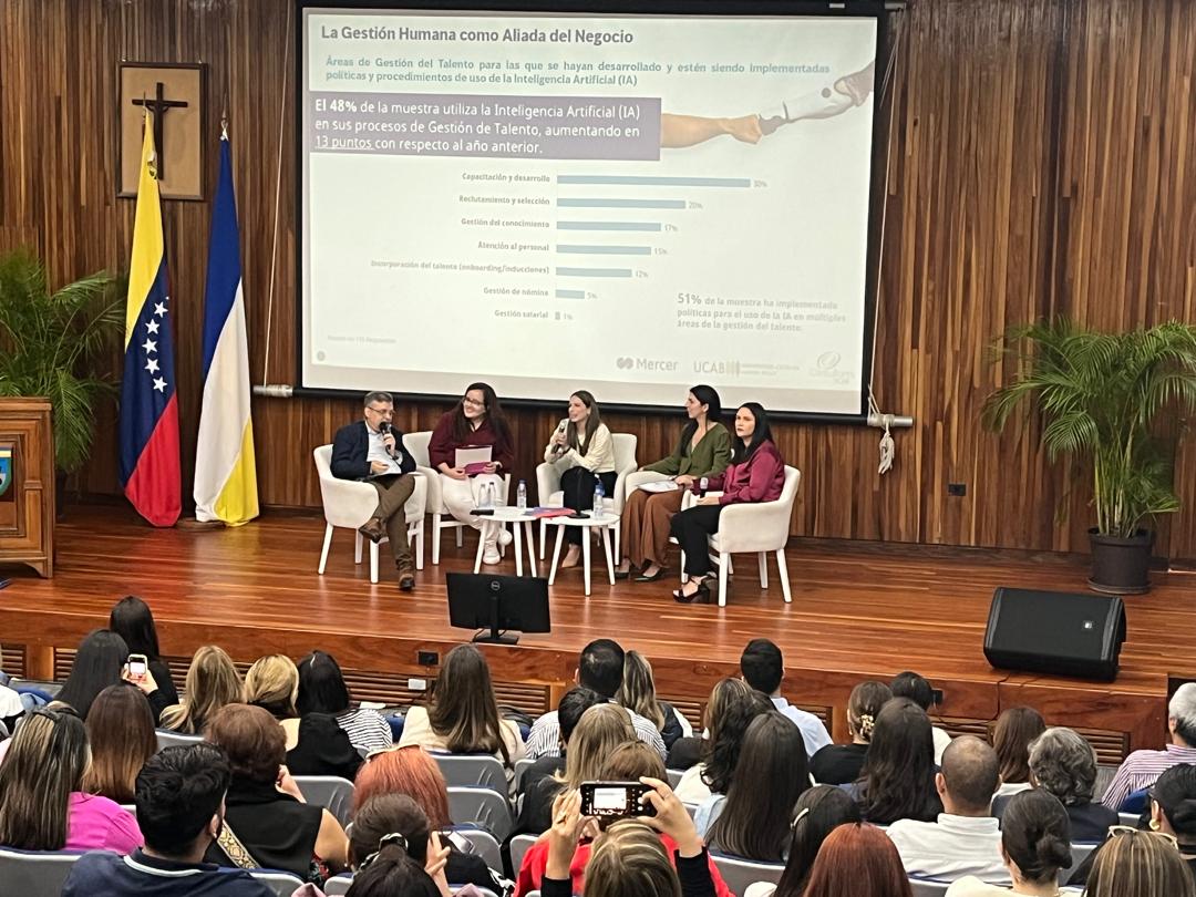 📉 La Escuela de Ciencias Sociales de la UCAB, la empresa internacional Mercer y la unidad de servicios profesionales Consultores UCAB presentaron este 29 de mayo los resultados de la Encuesta UCAB-Mercer sobre tendencias en manejo del talento humano en Venezuela 2025. 🧵