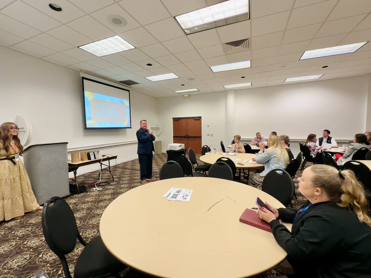 Mrs. Dalbom tweet media