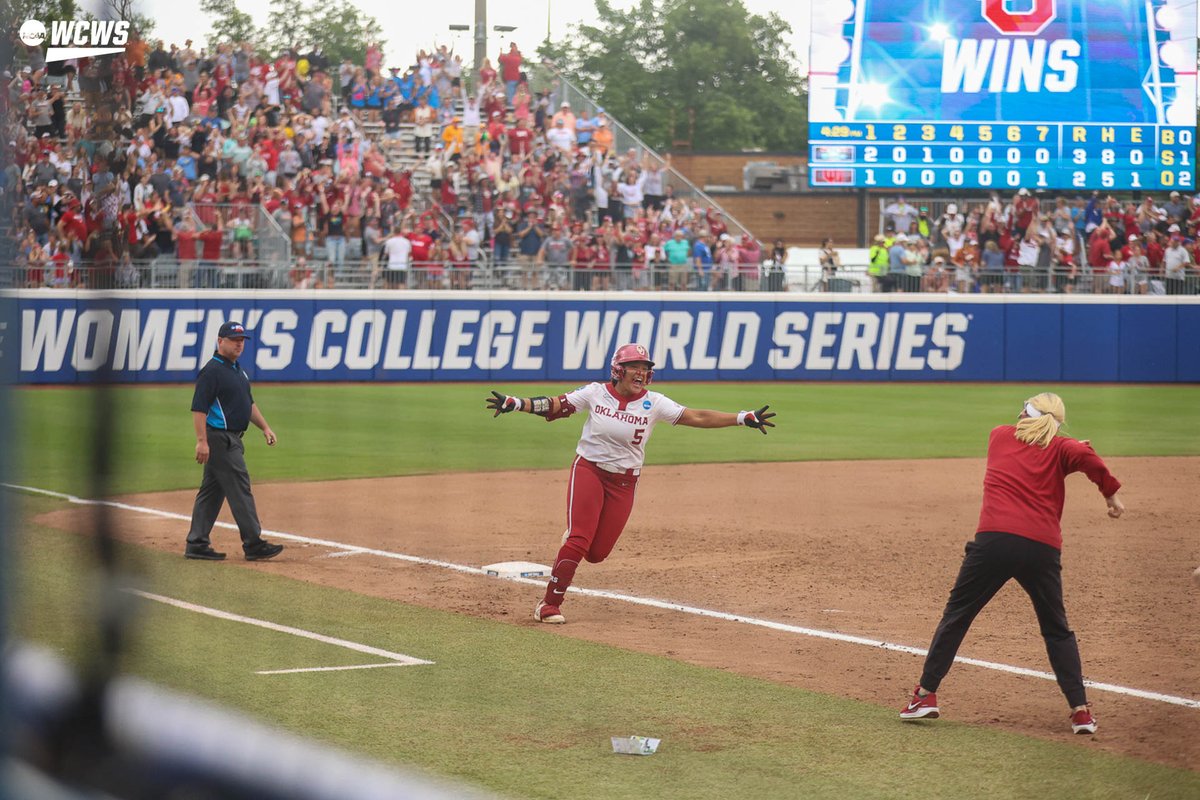 NCAA Softball tweet media