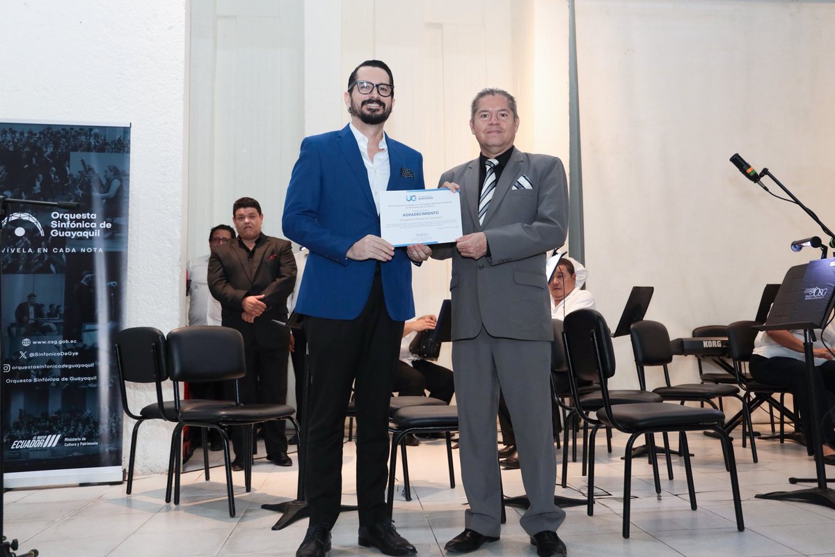 Conmemoramos el Día del Estudiante Ecuatoriano con un concierto de la Orquesta Sinfónica de Guayaquil, a quien reconocimos por su aporte cultural a la UG. Además, dos protagonistas de aquella histórica jornada compartieron sus testimonios con nuestra comunidad.