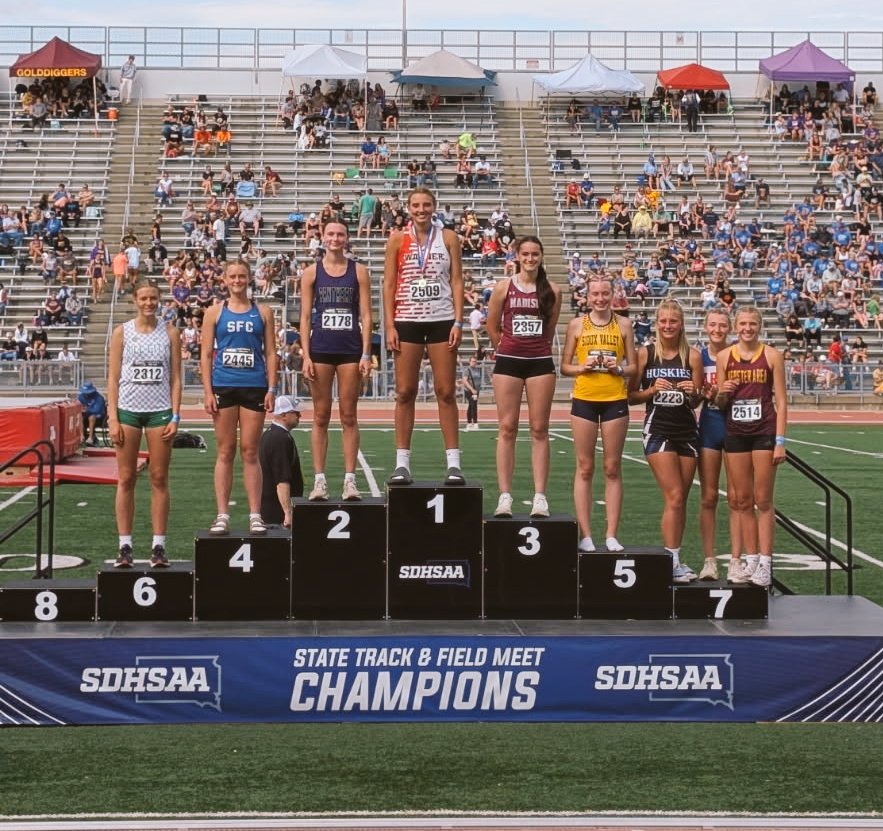 Jenna Van Velzen brings home the first team points for Parker at the state meet, placing 7th in the high jump clearing 4-11.