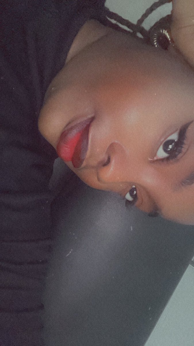 phani_x's tweet image. Four pics, one face.