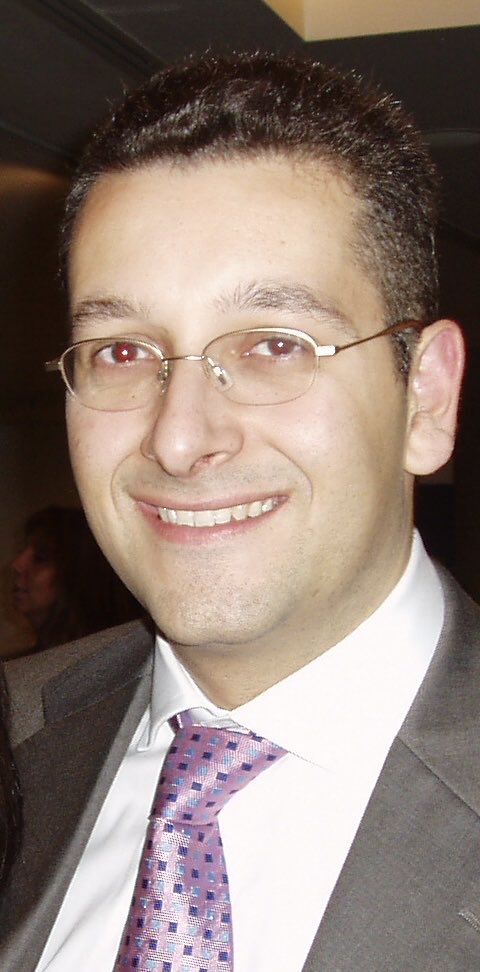 Was going through some old photos and this was me 25 years ago - believe it or not I didn't always have grey hair 🤣 - let's see some of your younger photos #cardiotwitter