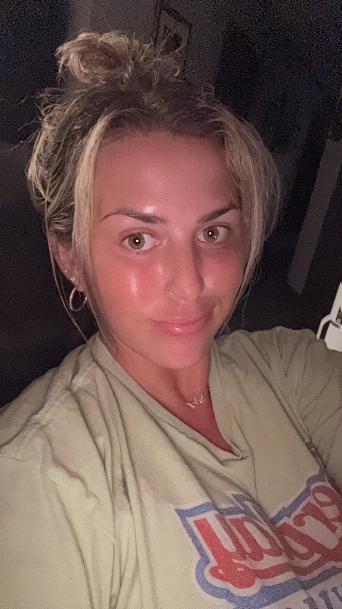 Just finished a full 48 hour fast with NOTHING but water. Absolutely crazy what the body can do. If you ask me why I did this, I’m not really sure. I was wanting a reset, did my research &amp; thought why not. Will likely incorporate this into my routine every quarter as I do feel a