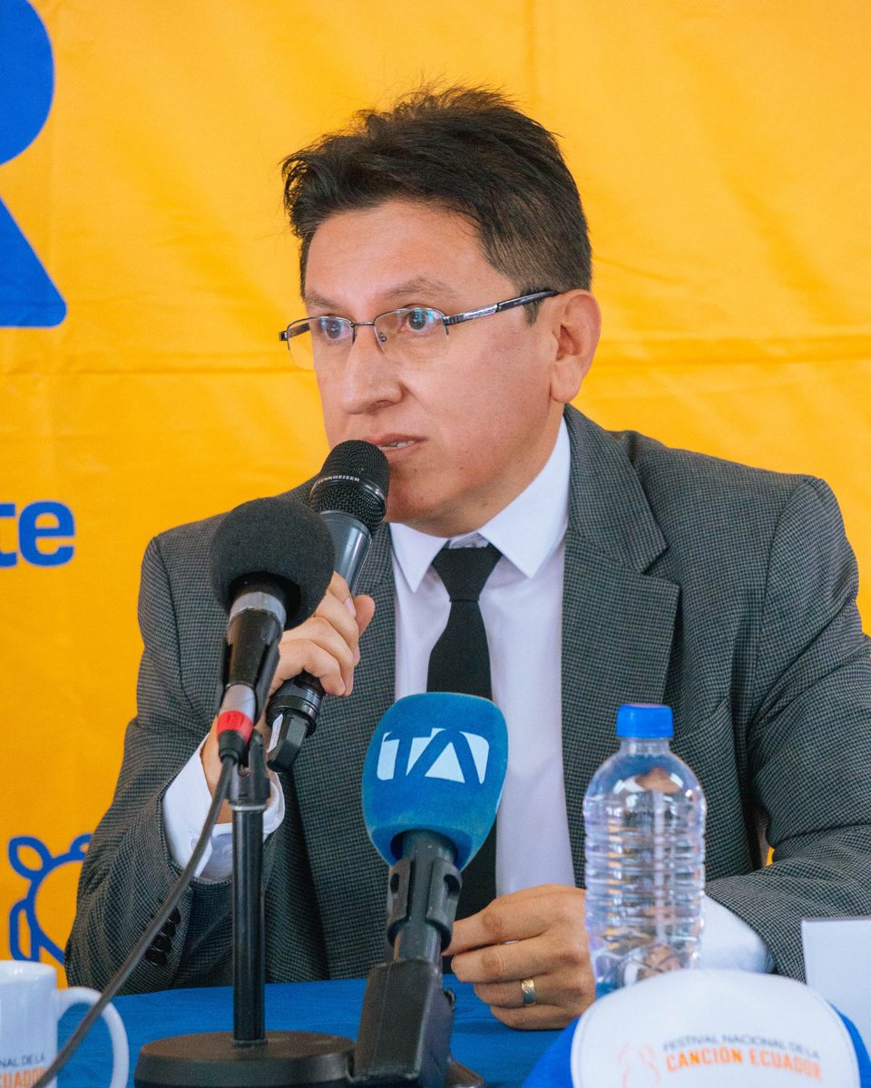 🎶 ¡La música y el turismo se unen en Loja! 🇪🇨

Desde el Ministerio de Turismo celebramos con orgullo el Festival Nacional de la Canción Ecuador, que este año tendrá lugar en Loja, cuna de arte, cultura y tradición.🧵