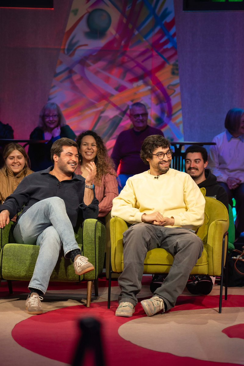 5meianoite tweet media