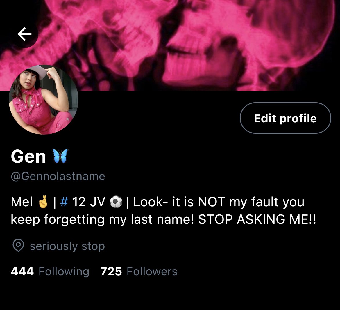 AfterglowByers's tweet photo. ~ Gen ~ 

• 16, bisexual, Junior 
• Bffs with Melissa, Kristen, Akilah &amp; Misty 
• Thinks she’s maybe sorta in love with Melissa 
• Shauna’s lil sis
• smarter than everyone thinks 
• HATES that Mel is obsessed with Shauna 
Priv: Akilah, Van, Mari, Misty, Shauna &amp; Kristen https://t.co/t1eeWeEbyY