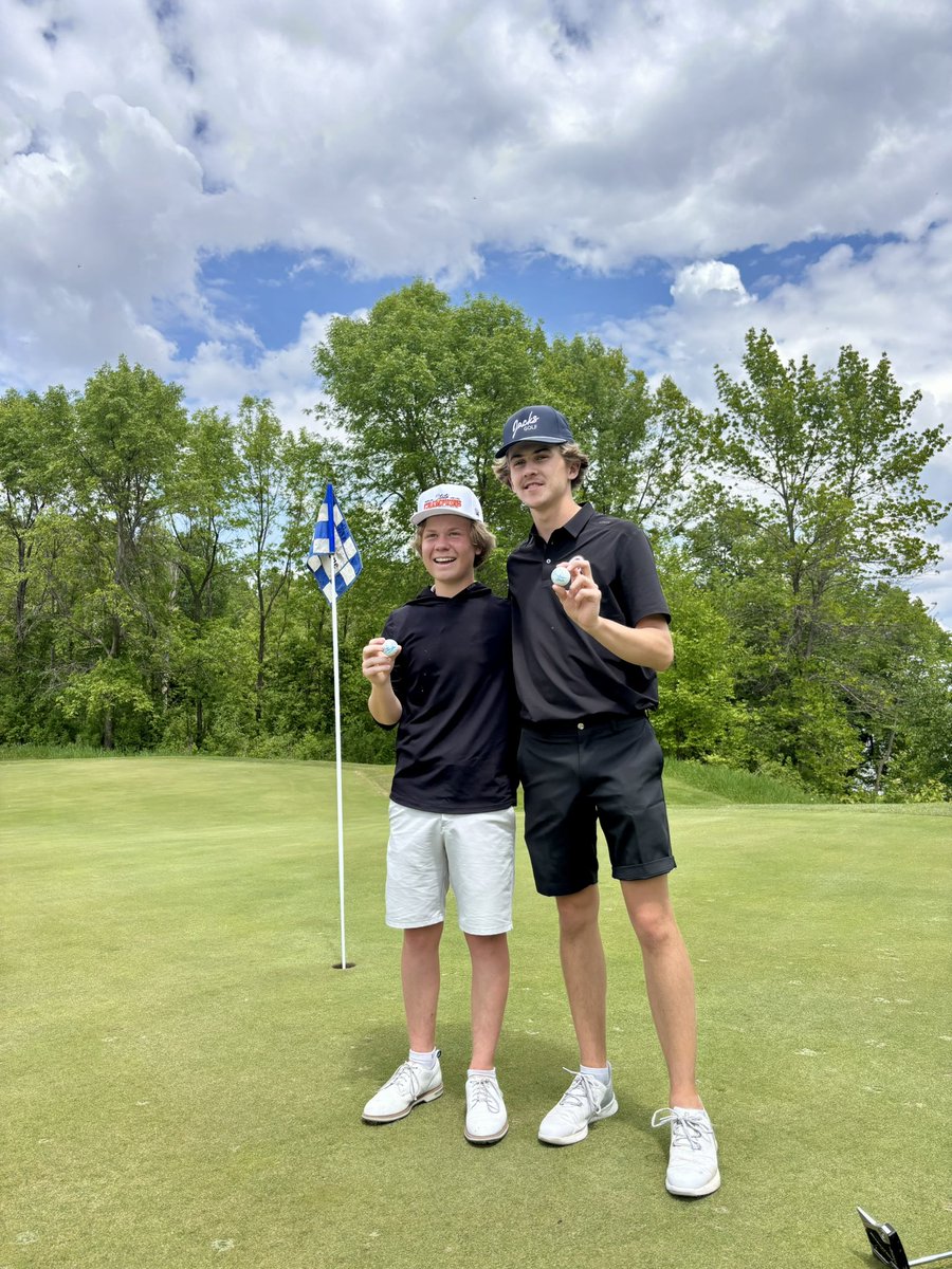 Ole’ Chuck, the legend himself, got asked for an autograph following the round. He replied, “only if you get me one”. They completed the exchange with a hat swap for the pic. What a guy and display of sportsmanship!