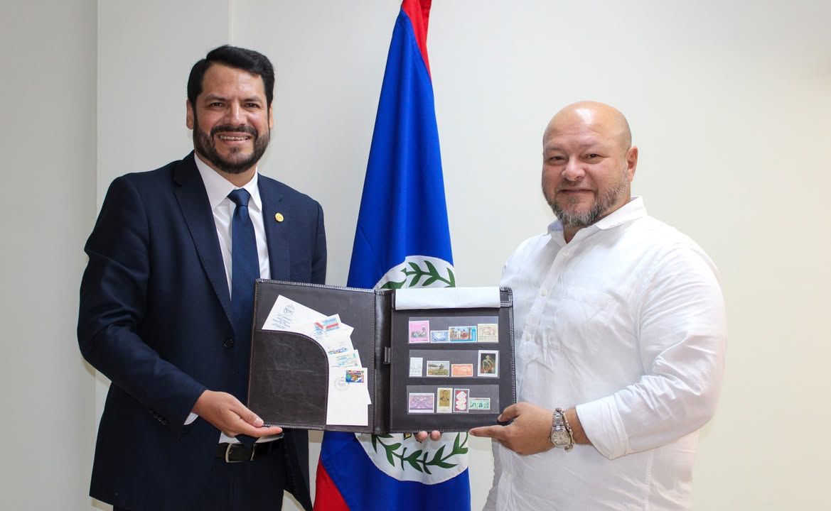 Este día sostuvimos una reunión clave con el Ministro Michel Chebat, del Ministerio de Servicios Públicos, Energía y Logística de Belice, sobre la posible incorporación del país a la @union_upaep.

Belice ha manifestado un firme compromiso con la modernización postal, la