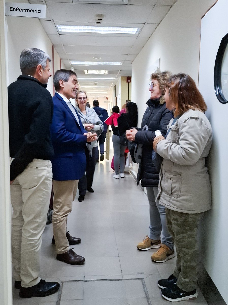 FernanQuirosBA's tweet image. ¡Ampliamos el CeSAC N°36! 

Sumamos cinco nuevos consultorios, alcanzando un total de 15, para seguir mejorando la atención y el acompañamiento a más de 1.800 vecinos que se atienden cada mes.